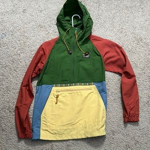 LL Bean Women’s Anorak windbreaker coat